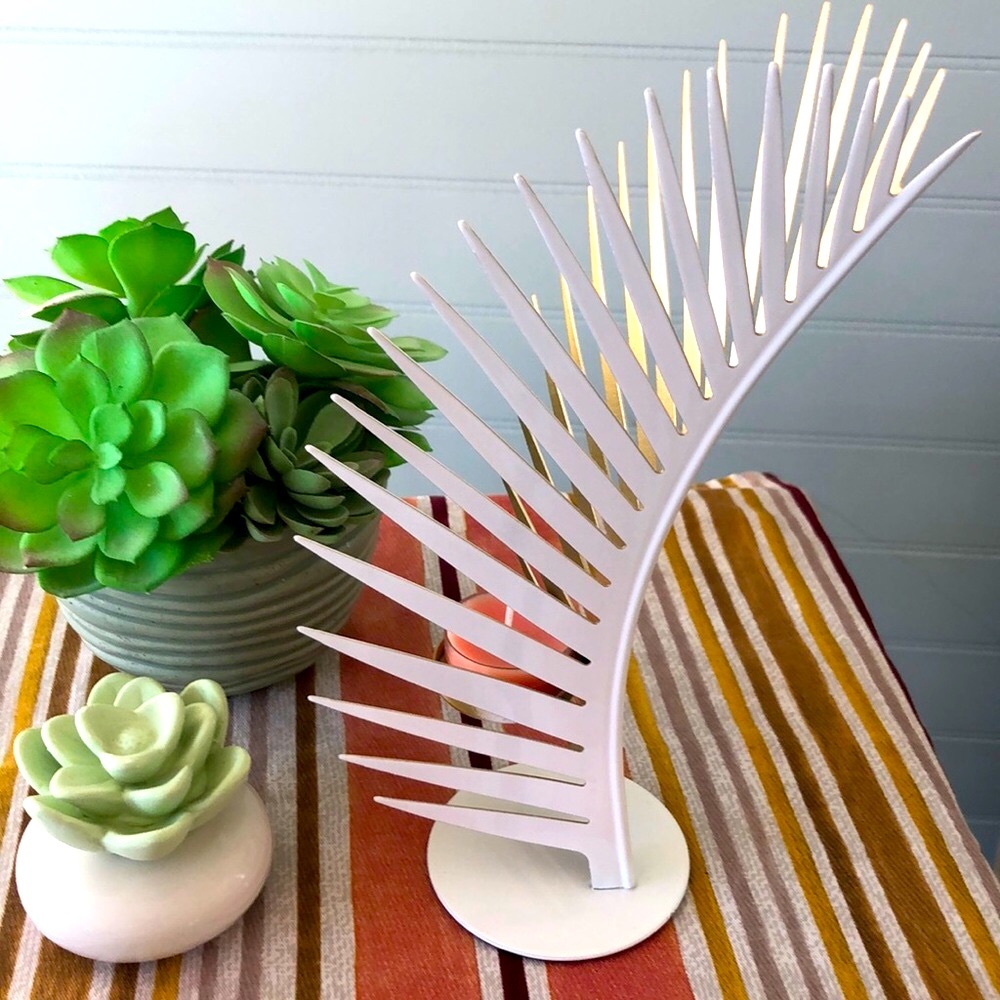 PARTYLITE PALM FROND LEAF TEALIGHT HOLDER